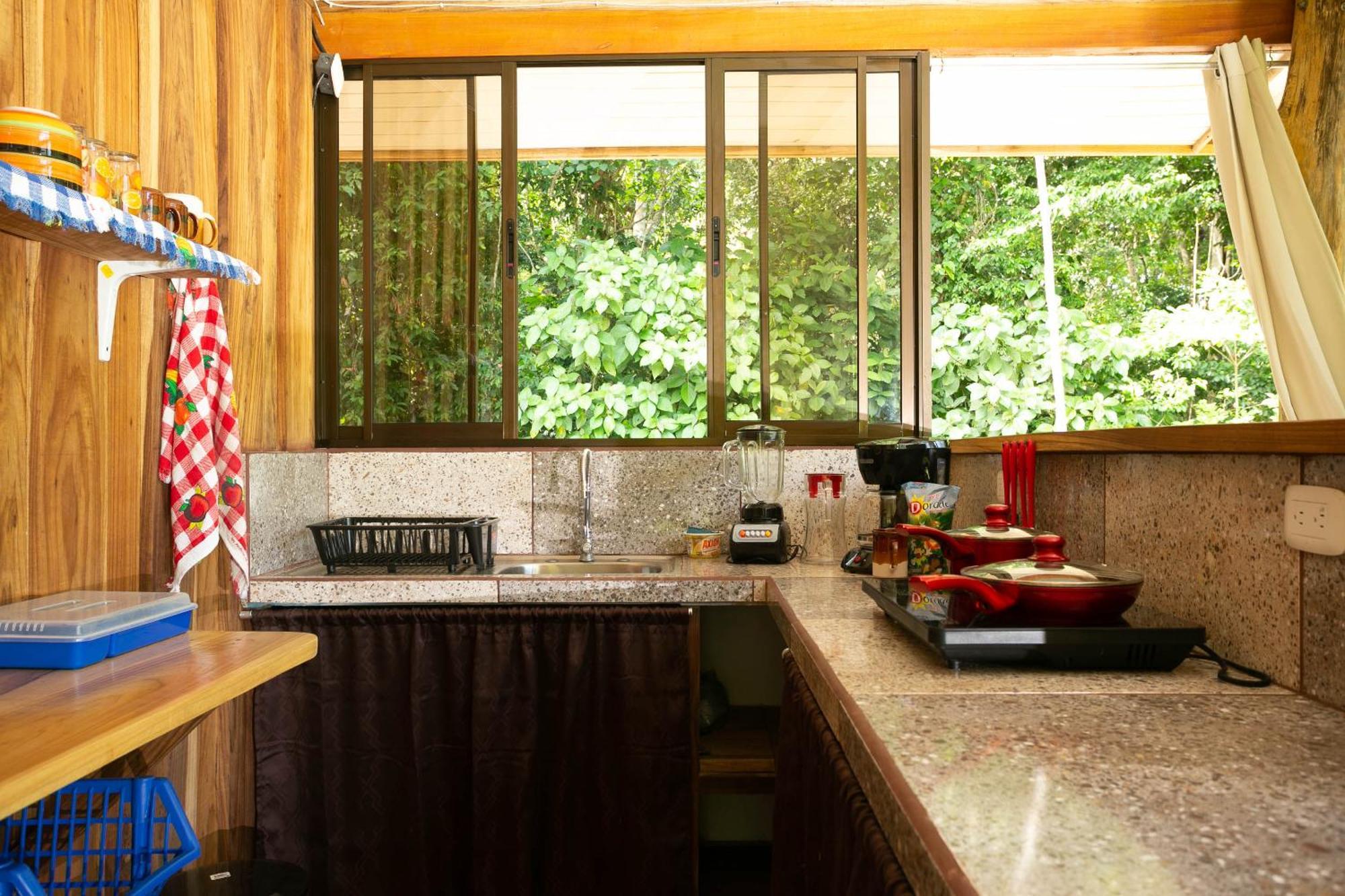 Brigitte'S Ranch Hotel กาอุยตา ภายนอก รูปภาพ