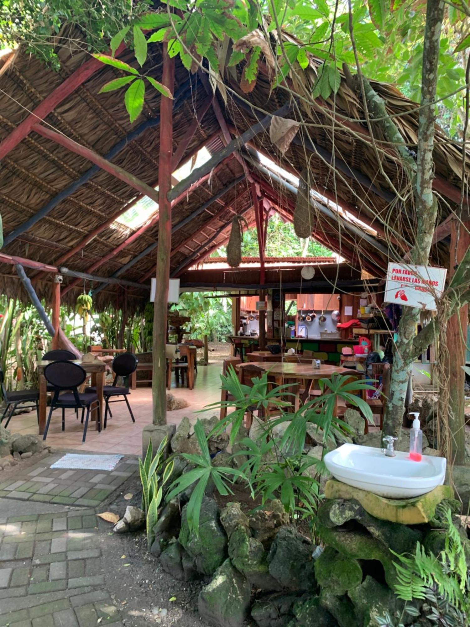 Brigitte'S Ranch Hotel กาอุยตา ภายนอก รูปภาพ