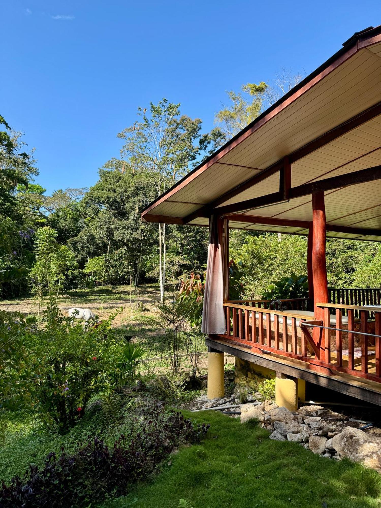 Brigitte'S Ranch Hotel กาอุยตา ภายนอก รูปภาพ