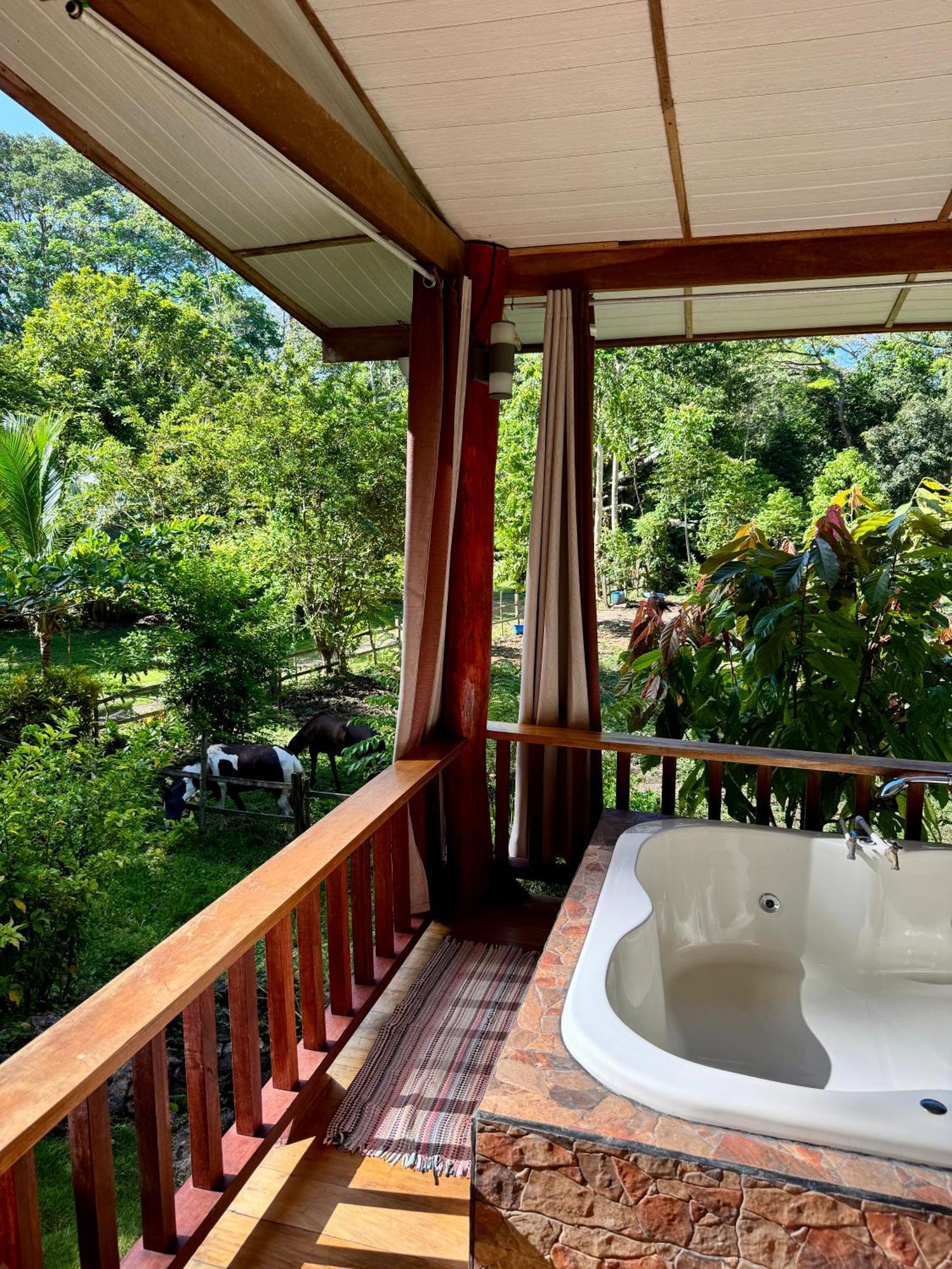 Brigitte'S Ranch Hotel กาอุยตา ภายนอก รูปภาพ